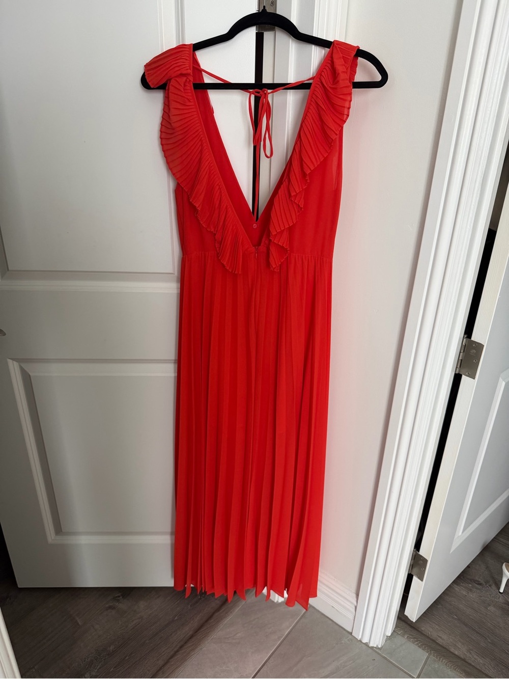 Red Ruffled V-Neck Maxi Dress - Picture 4 of 4